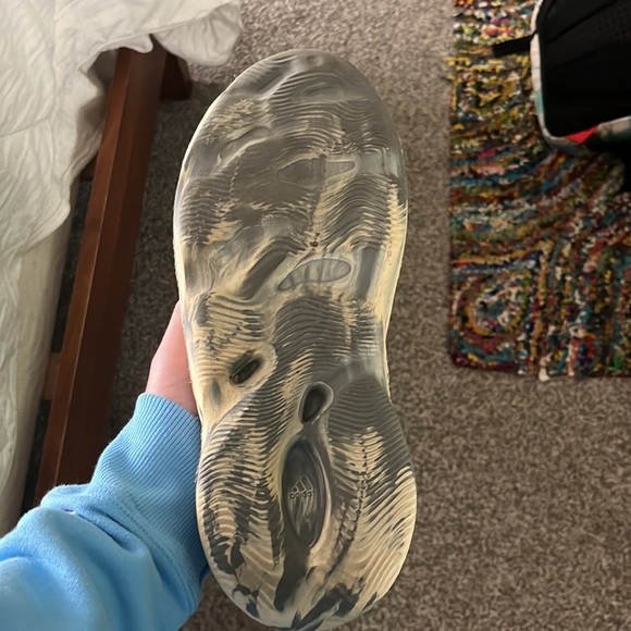 Yeezy foam runner “MXT Moon Grey” - Picture 3 of 3